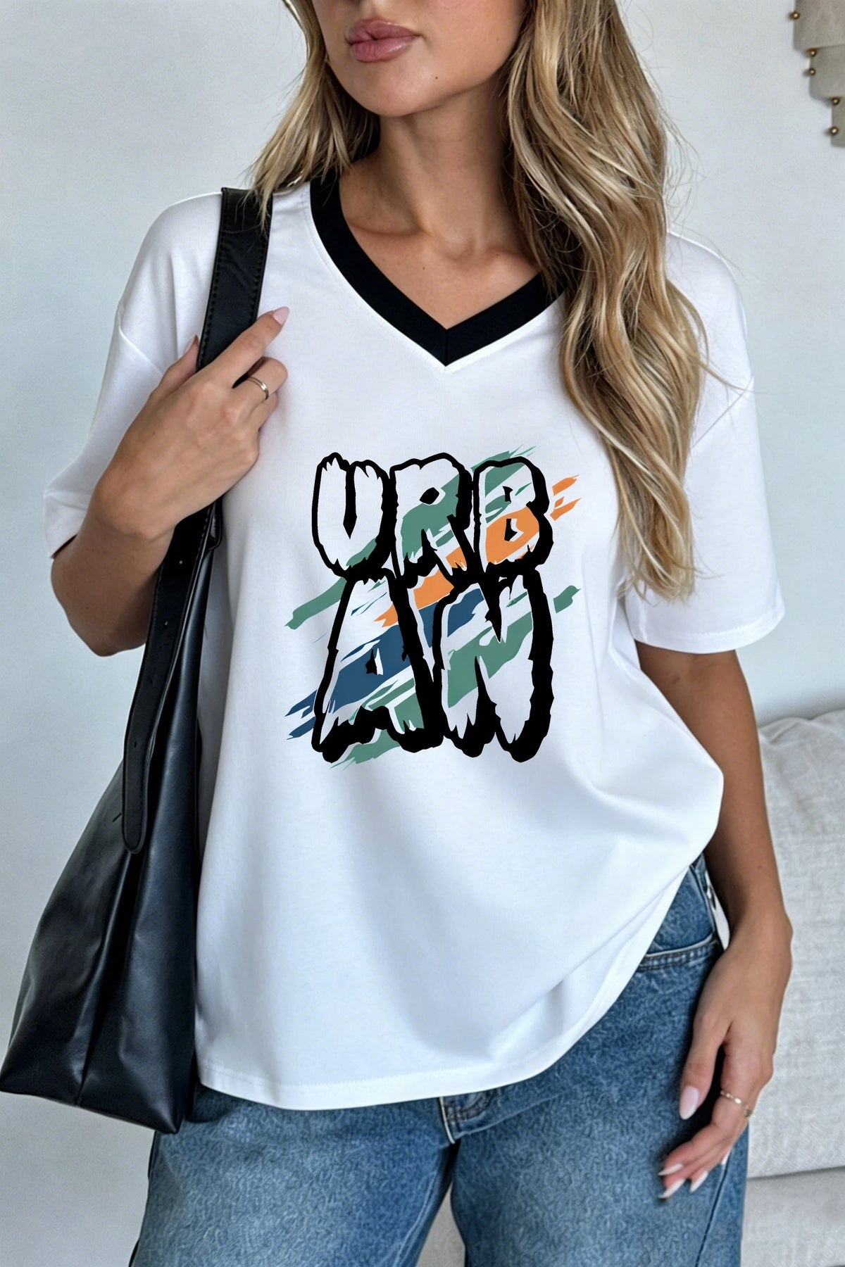 Retro V-Neck Contrast Tee